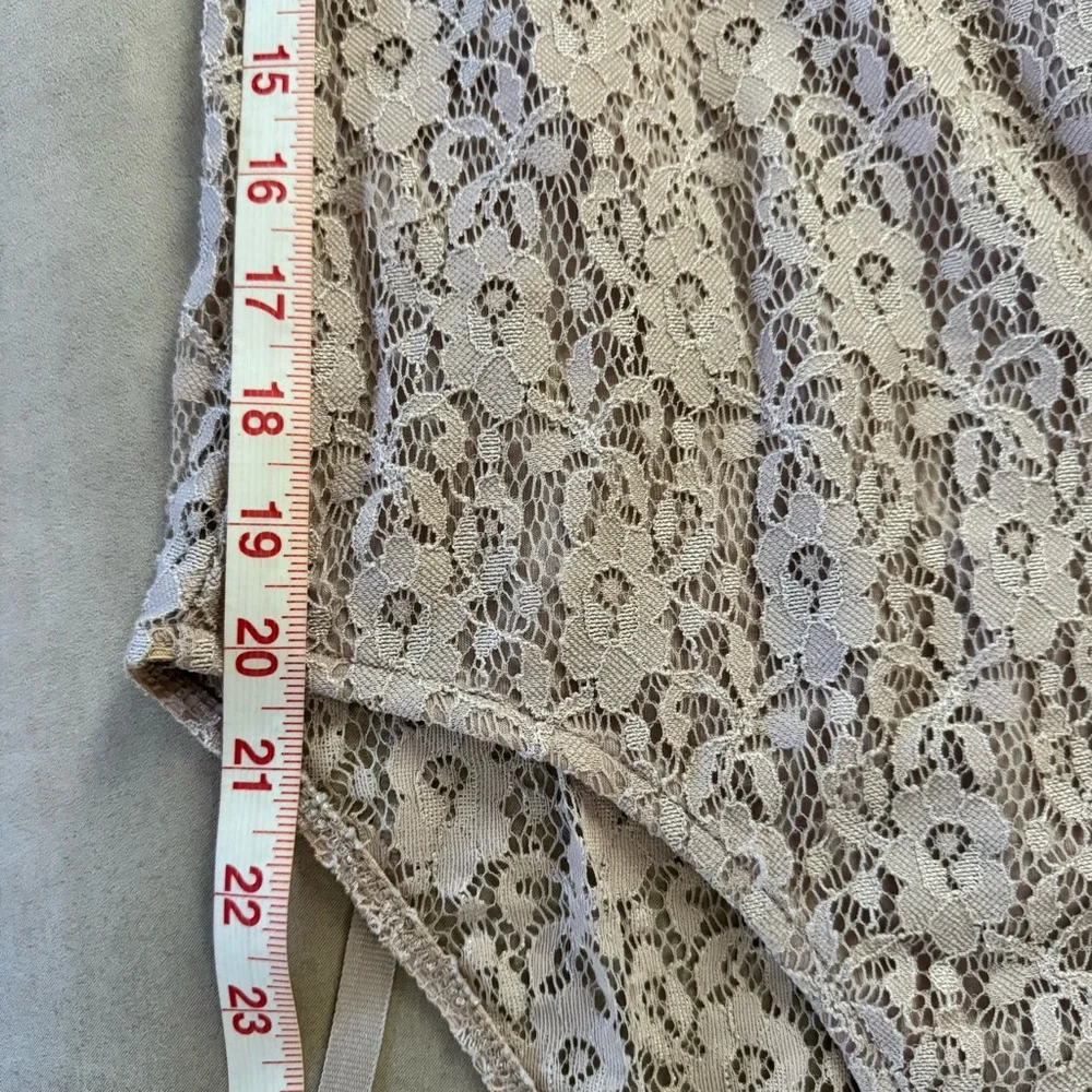 TOPSHOP. Women’s Body Suit. Size‎ 4. Pale Pink.